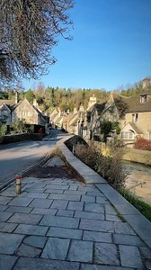 Is this one of the cutest villages in England? 🏴󠁧󠁢󠁥󠁮󠁧󠁿 | UK Hidden Gems