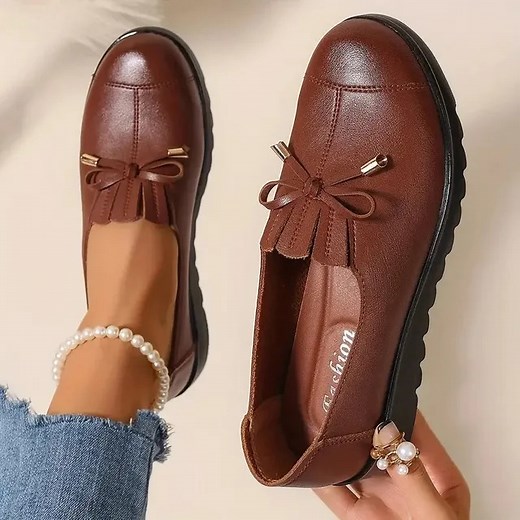 "푪풍풂풓풌풔™Comfort Slip-On Leather Loafers, soft and comfortable, step by step pain relief, maximum arch support. For Women ‍♀️Non-slip Comfortable Antibacterial ✅Adjustable big toe shape ✅Bunion Corrector ✅Comfortable✅Breathable - light and soft. Buy now and say goodbye to foot pain!" | Fresh Start Janitorial Services | Facebook