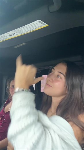 henrietta (@henriettapublicspam)’s videos with original sound - keileyhill11