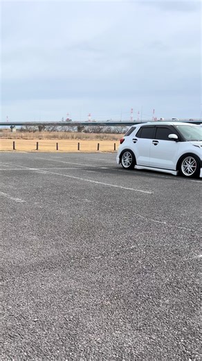 久しぶりの車投稿 追いつけるようにがんばろ #ライズ #trdエアロ #モデリスタエアロ #生脚 @智也