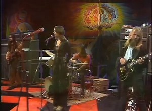 1.3K views · 64 reactions | Earth & Fire EarthandFire.NL es de esas...