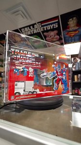 311K views · 2.1K reactions | Vintage Hasbro Transformers G1 City Commander Ultra Magnus 1985.  @dallasvintagetoys #dvt #transformers #ultramagnus #transformersg1 | Dallas Vintage Toys | Facebook