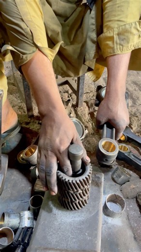 Mechnical Work how to piston connecting rod con fixing #shorts