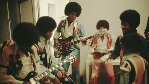 Who really played bass on I Want You Back by The Jackson 5?