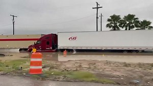 504K views · 4.9K reactions | Our KRGV reporter, Sarah Cervera shot this video. This is multiple stalled cars on the Interstate 2 Frontage Rd. Turn around, don’t drown. | KRGV Weather | Facebook