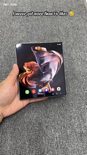 Samsung Z fold 6 still looks so good in 2026