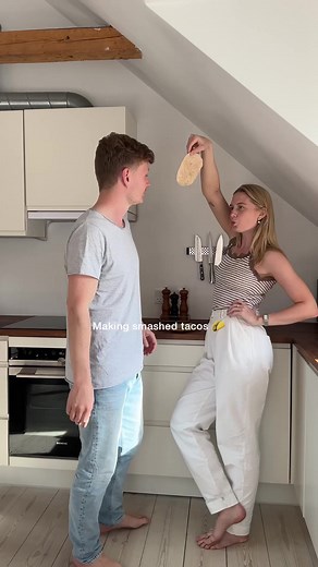 Delicious Smashed Taco Recipe for Dinner | FoodTok Inspiration