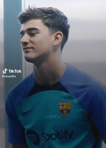 Videos de ozu ♚ (@ozuedits) con “original sound - ozu ♚”