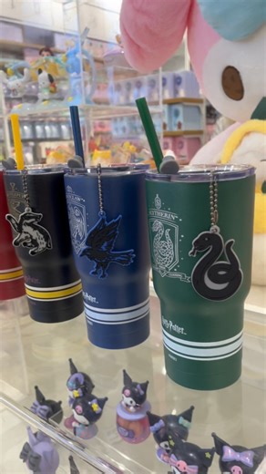 ✨Harry Potter Steel Tumblers are here!⚡ All four houses available – Gryffindor, Slytherin, Hufflepuff & Ravenclaw. Choose your house and bring the coolest vibes to your summer sips 🧊☀️ Find them at Miniso Malta! #minisomalta #miniso #tumbler #drink #harrypotter #hogwartsstyle #summermagic | Miniso Malta