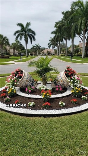 Beautiful Flower Pot Decoration for Your Lawn 🌸🏡 | BrickX Transformation #backyarddesign