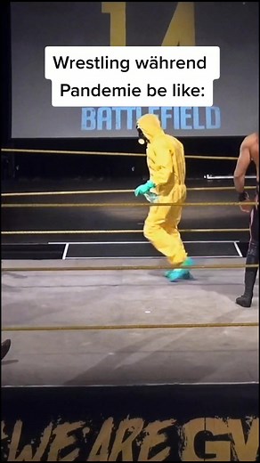 AHA-Regeln eingehalten, oder @arashwrestler ? 😂 #prowrestling #wrestling #aew #wwe #deutsch #comedy