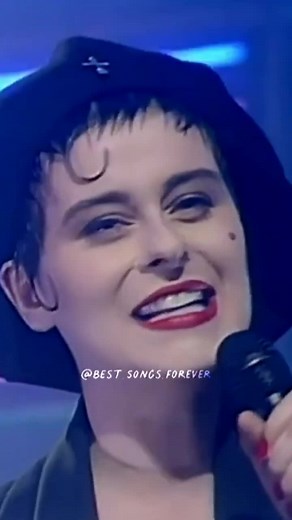 Lisa Stansfield - All Around The World