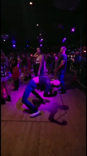 Keeks Line Dance on TikTok