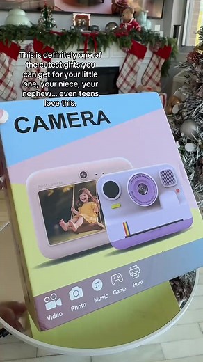 Kids everywhere are obsessed with this new instant-print camera… and...