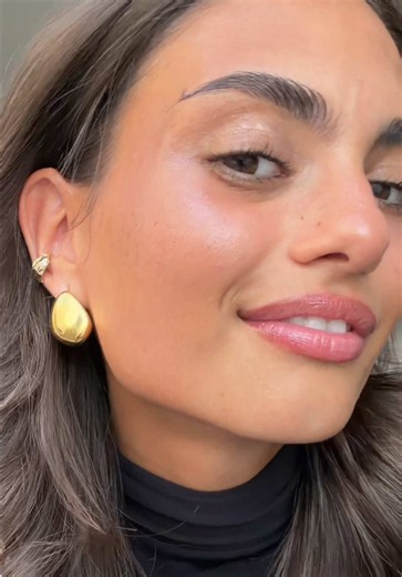 Festival Makeup Essentials: YSL Make Me Blush, Lash Latex, Loveshine