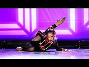 Kinley Cunningham - Nails, Hair, Hips, Heels