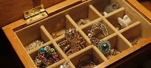 Building a Custom Wood Jewelry Box | DoItYourself.com