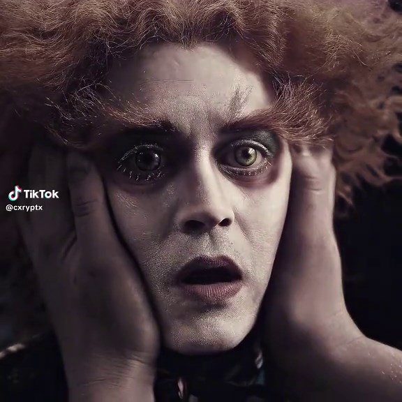 Headlock: Aesthetic Edit Inspiration from Alice in Wonderland