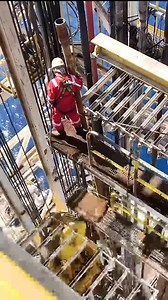 Derrickman Tripping Pipes | Rigworklife | Facebook