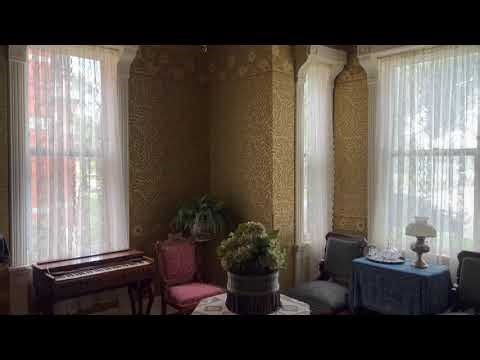 Bradbury & Bradbury Wallpaper