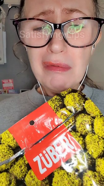 Satisfying Lips Bloopers & Fails: Not ASMR!