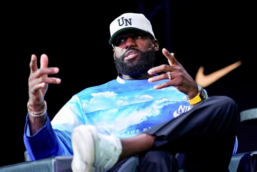 LeBron James Fuels Feud With Drake By Dancing To Kendrick Diss