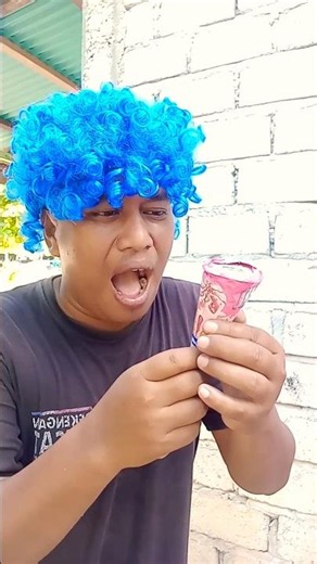 Funny Clown's Magic Ice Cream Trick! 🍦🤡 #FunnyClown #IceCream #YouTubeShorts #Magic
