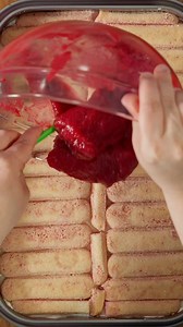 Un tiramisu cu zmeura care ti va lasa gura apa Cea mai buna reteta de desert pentru Craciun! #tiramisu #zmeura #craciun #LaDORNA (P) | JamilaCuisine