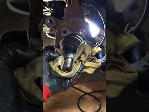 Infiniti fx35 2008 driveshaft removal