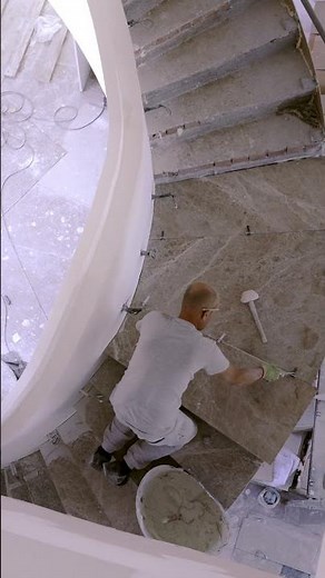 Escalera de caracol en mármol | Proceso de obra