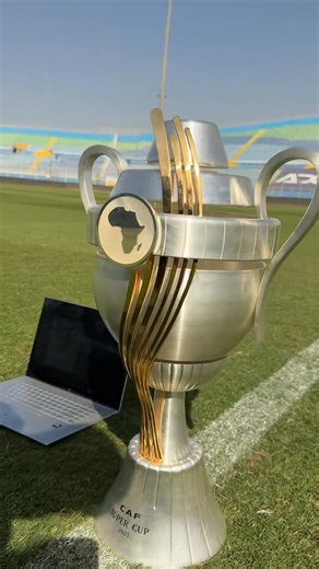 It's here and it's beautiful 🥰🏆 #Pyramids | #ملوك_الكرة | #CAFSC | Pyramids F.C