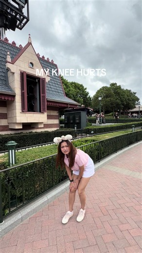 ayyayayaya | disney knees