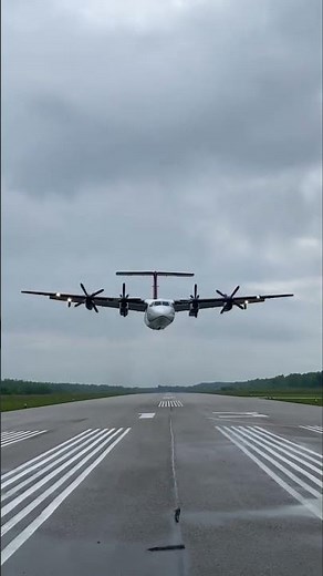 Air Tindi's Dash 7 taking off