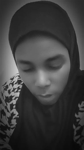 asha nangobi (@256ashanangobi)’s videos with MOGIE LYRICS - MOGiE