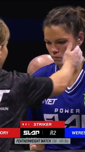 To be slapped like that and react like this #slapbattles #mma #ufc #viral #sports