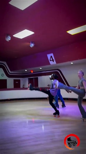 Amazing Roller Skaters!!