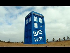 Flying Doctor Who Tardis (RC) by Otto Dieffenbach
