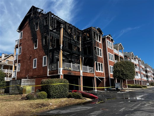 Fire damages condos in Manteo