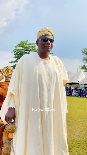 Reading of the citation of Prof. Abiodun Oguntuga Ogundaini, recipient of the Ìjẹ̀bú Imuṣin Community Merit Award (ICMA) at the 81st Ọdun Olumuṣin Annual Rally. | Ẹ̀wẹ̀só Online