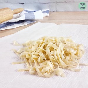 60K views · 716 reactions | The INSANE 3 ingredient (EGG-FREE) easy keto pasta recipe ... (ready in only takes a few minutes). ✅ GET THE RECIPE: https://www.ditchthecarbs.com/3-ingredient-easy-keto-pasta-video/ This recipe is perfect because it’s egg-free, gluten-free, keto, low-carb and super-duper easy!!!! | Low Carb Keto Diet | Facebook