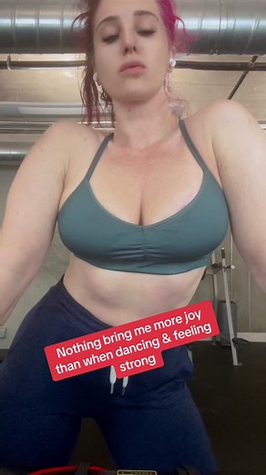 #fitnessmotivation #sweaty #workout #dance #strongwomen