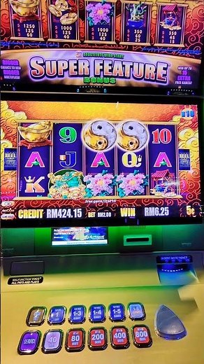 15 Free Games on 5 Frogs Slot Machine - $2 Bet | 云顶赌场 #shorts
