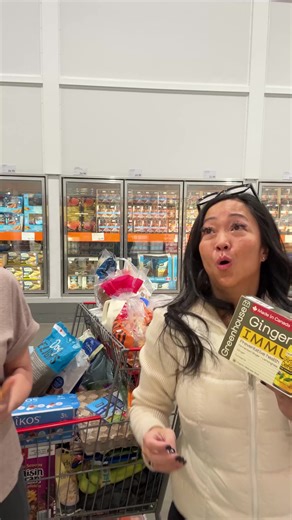 @greenhousejuice @costco_canada Okotoks, Alberta February 2026 Greenhouse Ginger Defence Organic wellness shots 10 × 60mL Certified Organic by Pro-Cert 100% plant-based Verified Non-GMO Made in Canada Keep refrigerated and Ginger Defence Box · · · #costco #tinasfavyyc #costcoloverscanada #greenhouse #gingerdefence