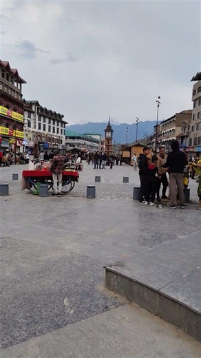 Lal chauk clock Tower #travel ghantaghar Lal chowk Srinagar Kashmir