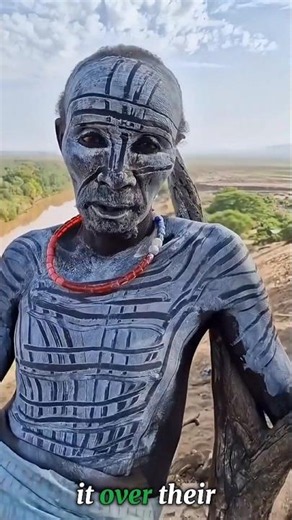 Why Do Some African Tribes Cover Their Bodies With Cow Dung? 🤯 #africanculture #tribalpeople