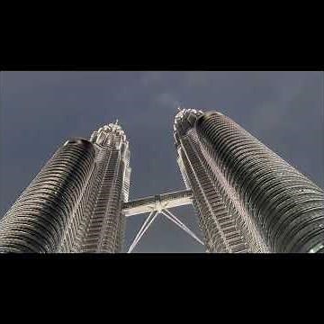 🇲🇾 Visiting the Iconic Petronas Twin Towers | Kuala Lumpur #PetronasTwinTowers #TwinTowers #KLCC
