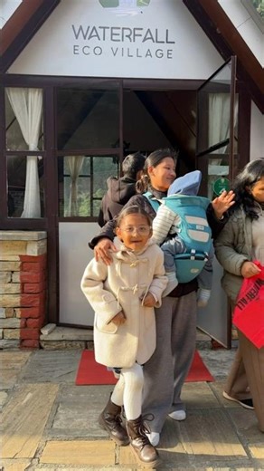 Mere pyar ki umar hai itni sanam. #oldhindisongs