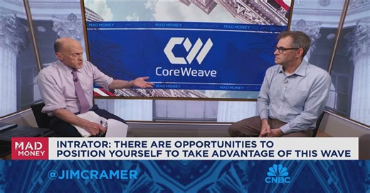 There are opportunities to position yourself to take advantage of this AI wave, says CoreWeave CEO