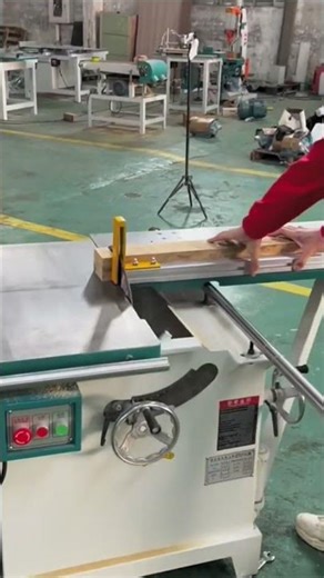 Wood Cutting Table #woodworking #woodcraft #cuttingskills