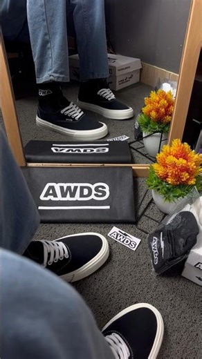 OUTFIT SEPATU KEREN YANG HARUS KALIAN PUNYA | SEPATU AWDS AUTENTIC COMFORT | SEPATU VIRAL KEKINIAN